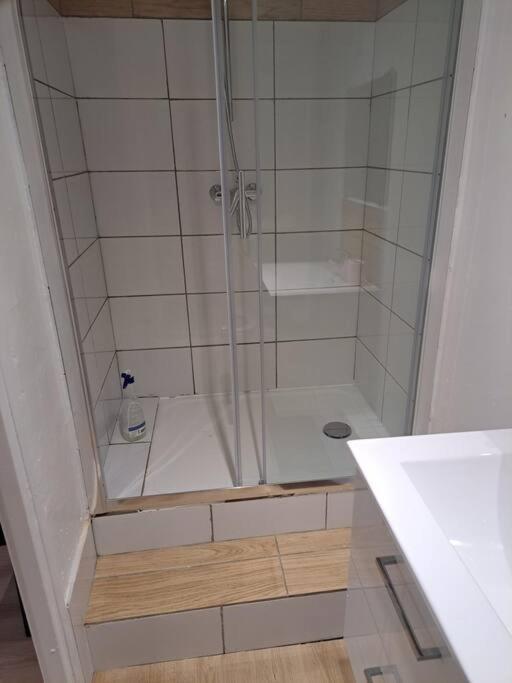 Apartment Budgetbnb 195a,studette Rue Populaire *